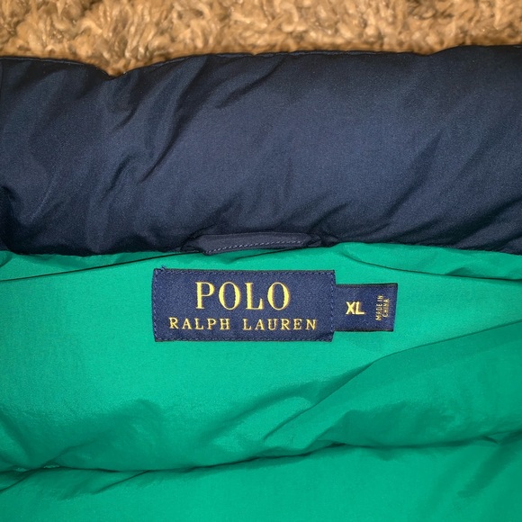 Ralph Lauren Goose-Down Vest and Hood - Picture 4 of 5